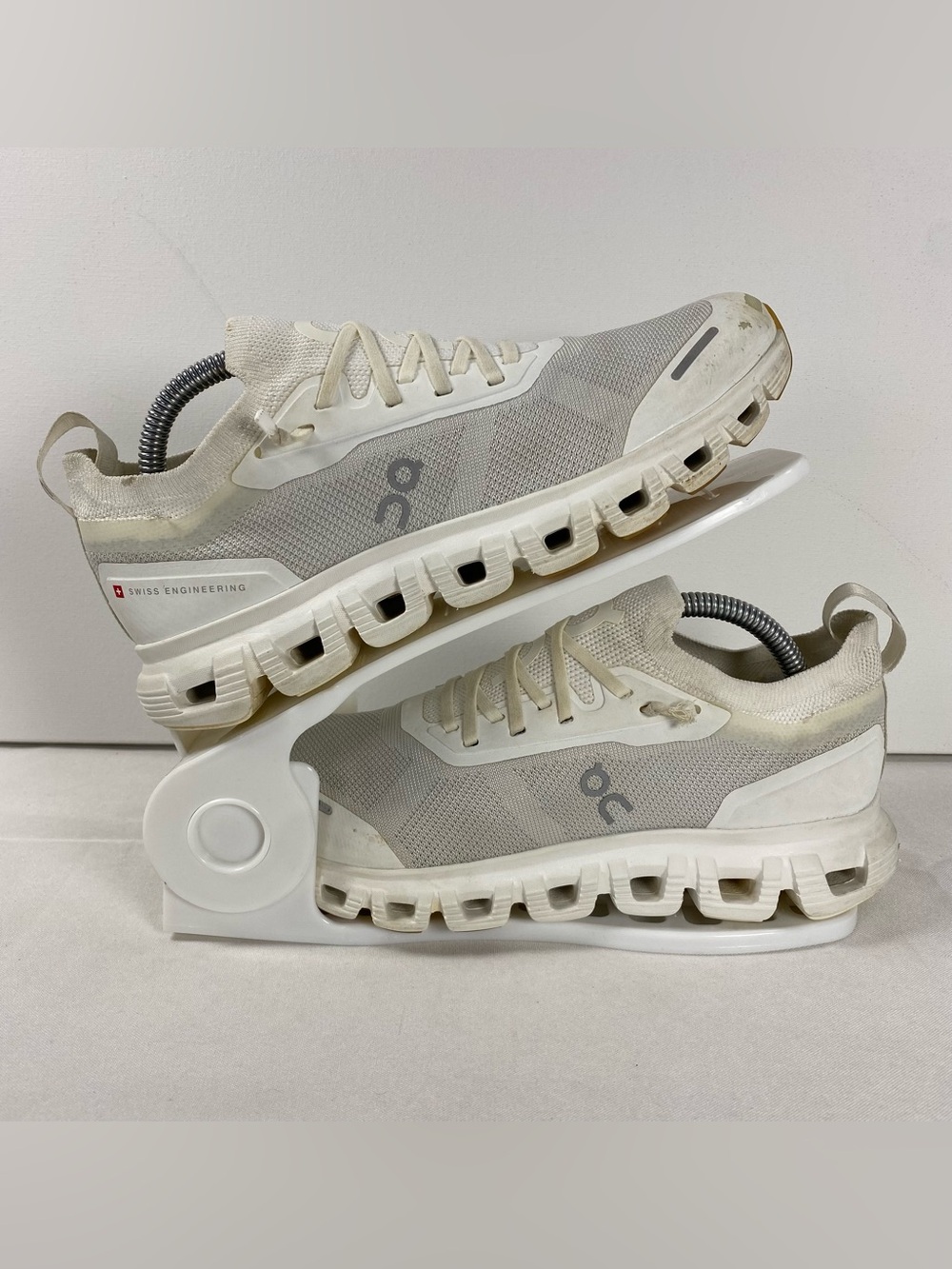 On Running Cloud 6 Versa Womens 6.5 White 3WF10031200 Sneakers Fair